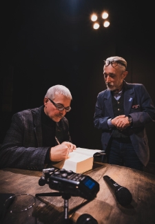 Spotkanie wokół książki Łukasza Garbala "Wańkowicz. Życie na kraterze"