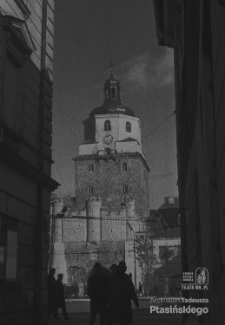 Brama Krakowska w Lublinie &ndash; widok z ulicy Koziej