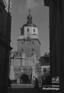 Brama Krakowska w Lublinie &ndash; widok z ulicy Koziej