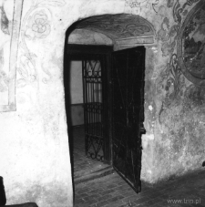 Freski w labiryncie na Starym Mieście