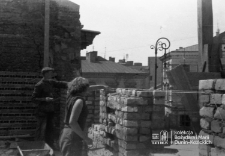 Odbudowa kamienicy przy placu Kr&oacute;la Władysława Łokietka 3 w 1954 roku w Lublinie