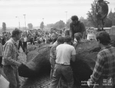 Demontaż pomnika Bolesława Bieruta w Lublinie