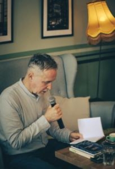 Miasto Poezji 2026 &ndash; Mieszkanie Poezji z Tomaszem R&oacute;życkim