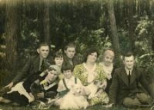 Rodzina Stankiewiczów. Leśniczówka Głodno, 1938