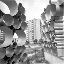 Pomnik na osiedlu Piastowskim w Lublinie