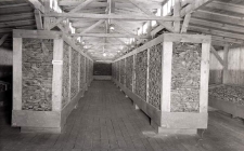 Fragment ekspozycji na terenie byłego obozu koncentracyjnego na Majdanku