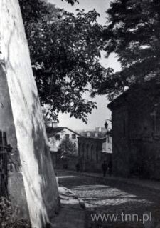 Widok na fragment ulicy Podwale