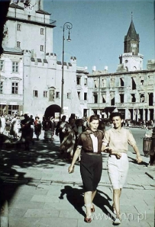 Kobiety na Krakowskim Przedmieściu w Lublinie