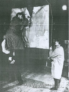 Scena ze spektaklu "Wiosna lud&oacute;w"