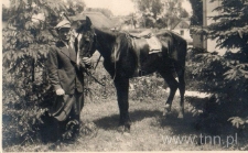 Józef Pic de Replonge z koniem Baśka