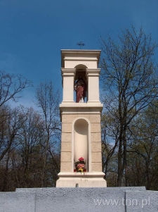 Kapliczka przy Alejach Racławickich w Lublinie