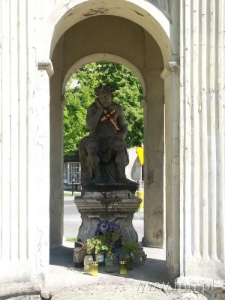 Kapliczka przy ulicy Peowiak&oacute;w w Lublinie