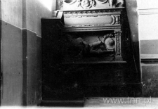 Wnętrze kościoła parafialnego w Kurowie