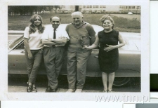 Ludwik Golecki z uratowanymi i ich córką w Montrealu