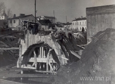Rzeka Czech&oacute;wka w Lublinie, betonowanie. Fotografia