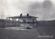 Ogródki działkowe w Lublinie, budowa altanek. Fotografia