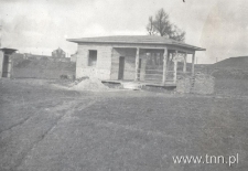 Ogr&oacute;dki działkowe w Lublinie, budowa altanek. Fotografia