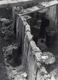 Most na ulicy Fabrycznej w Lublinie, bicie ścianki szczelnej. Fotografia