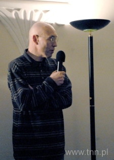 Tomasz Pietrasiewicz zapowiada prezentację strony internetowej poświęconej profesorowi Jerzemu Kłoczowskiemu