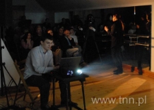 Prezentacja portalu www.singer.teatrnn.pl