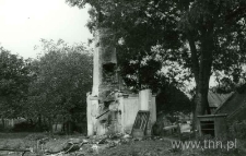 Ruiny siedliska przy ulicy Butlerowskiej 4