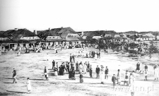 Rynek w J&oacute;zefowie Biłgorajskim