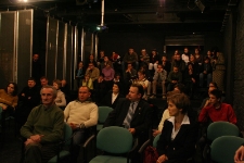 Uczestnicy spotkania inaugurującego działania edukacyjne "Światła w Ciemności - Sprawiedliwi wśr&oacute;d Narod&oacute;w Świata"