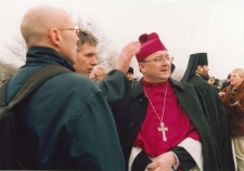 Misterium "Dzień Pięciu Modlitw". Tomasz Pietrasiewicz, abp J&oacute;zef Życiński