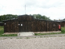 Barak numer 53 na terenie byłego obozu koncentracyjnego na Majdanku.