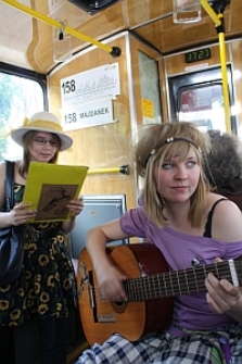 Happening w Trolejbusie Poezji