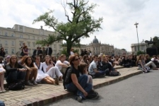 Publiczność happeningu Maj&oacute;wka Filarecka