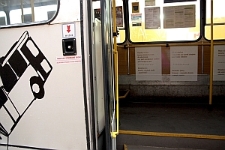 Obklejanie Trolejbusu Poezji