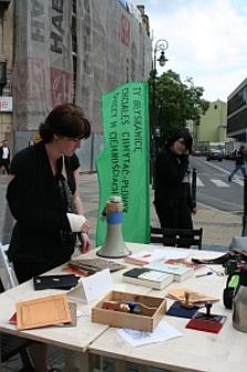 St&oacute;ł Poezji w ramach Terytorium Poezji na Deptaku podczas Festiwalu Miasto Poezji 2010