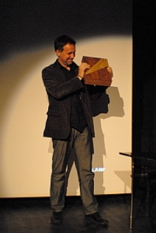 Wręczenie nagrody "Kamień" podczas festiwalu Miasto Poezji 2010 w Lublinie