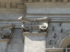 Kości&oacute;ł ewangelicko-augsburski pw. Św. Tr&oacute;jcy w Lublinie. Detal architektoniczny.