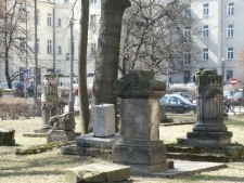 Kościół ewangelicko-augsburski pw. Św. Trójcy w Lublinie. Cmentarz przykościelny.