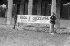 Rotacyjny protest na schodach KUL - „Sitting”, 5 - 10 maja 1988 roku w Lublinie