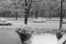 Milicja obserwująca rotacyjny protest na schodach KUL - &bdquo;Sitting&rdquo;, 5 - 10 maja 1988 roku w Lublinie