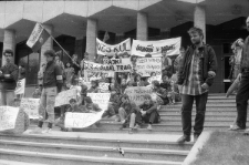 Rotacyjny protest na schodach KUL - „Sitting”, 5 - 10 maja 1988 roku w Lublinie