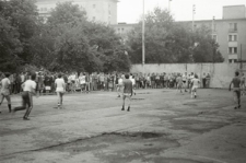 Mecz piłki nożnej między KPN i NZS 1 czerwca 1988 roku w Lublinie
