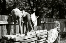 Studenci Katolickiego Uniwersytetu Lubelskiego organizujący akcję solidarnościową w sierpniu 1988 roku w Lublinie