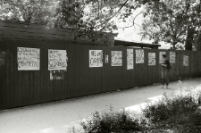 Płot ogradzający teran Katolickiego Uniwersytetu Lubelskiego w sierpniu 1988 roku