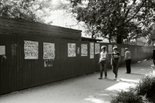 Płot ogradzający teran Katolickiego Uniwersytetu Lubelskiego w sierpniu 1988 roku