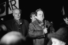 Manifestacja zorganizowana 11 listopada z okazji 70. rocznicy odzyskania niepodległości