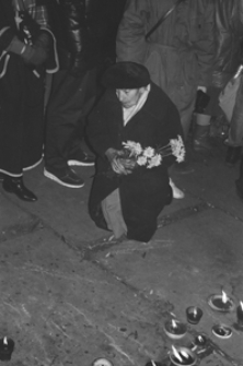 Manifestacja zorganizowana 11 listopada z okazji 70 rocznicy odzyskania niepodległości