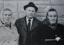 Емілія Доманська з братом та сестрою. Усі Праведники України та світу, Українa