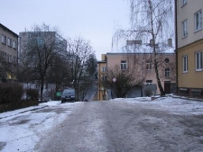 Miejsce gdzie znajdował się nieistniejący już dworek przy ulicy Ogrodowej 16a