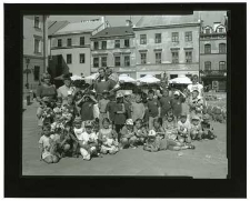 Zaczarowany Lublin 2010 - dzieci z Przedszkola nr 26 z Michałem Archaniołem