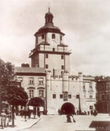 Lublin. Brama Krakowska z perspektywy Krakowskiego Przedmieścia