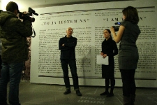 Tomasz Pietrasiewicz i Joanna Zętar podczas otwarcia wystawy "Lublin. Pamięć Miejsca"